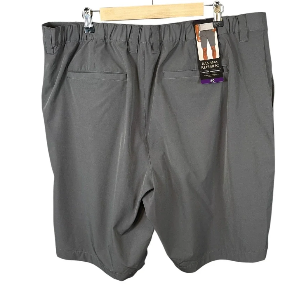 Banana Republic Mens Comfort Flat Front‎ Shorts Gray Stretch Wicking